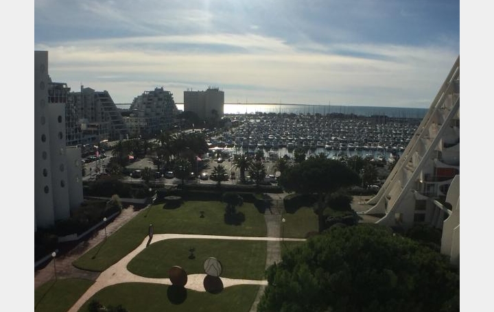 Studio LA GRANDE-MOTTE 25 m2 216 € Studio LA GRANDE-MOTTE 25 m2 216 €