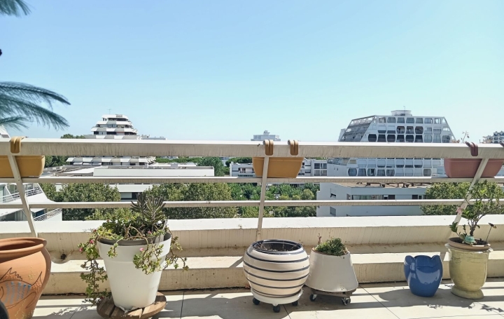 Appartement P2   LA GRANDE-MOTTE  60 m2 349 000 € 